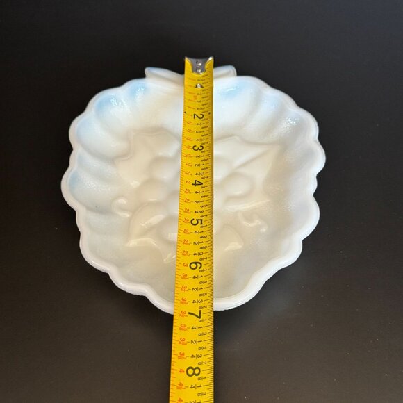 1940s Hazel Atlas Milk Glass Strawberry Relish Dishes Set Of 2 With Line Pattern - Picture 15 of 16